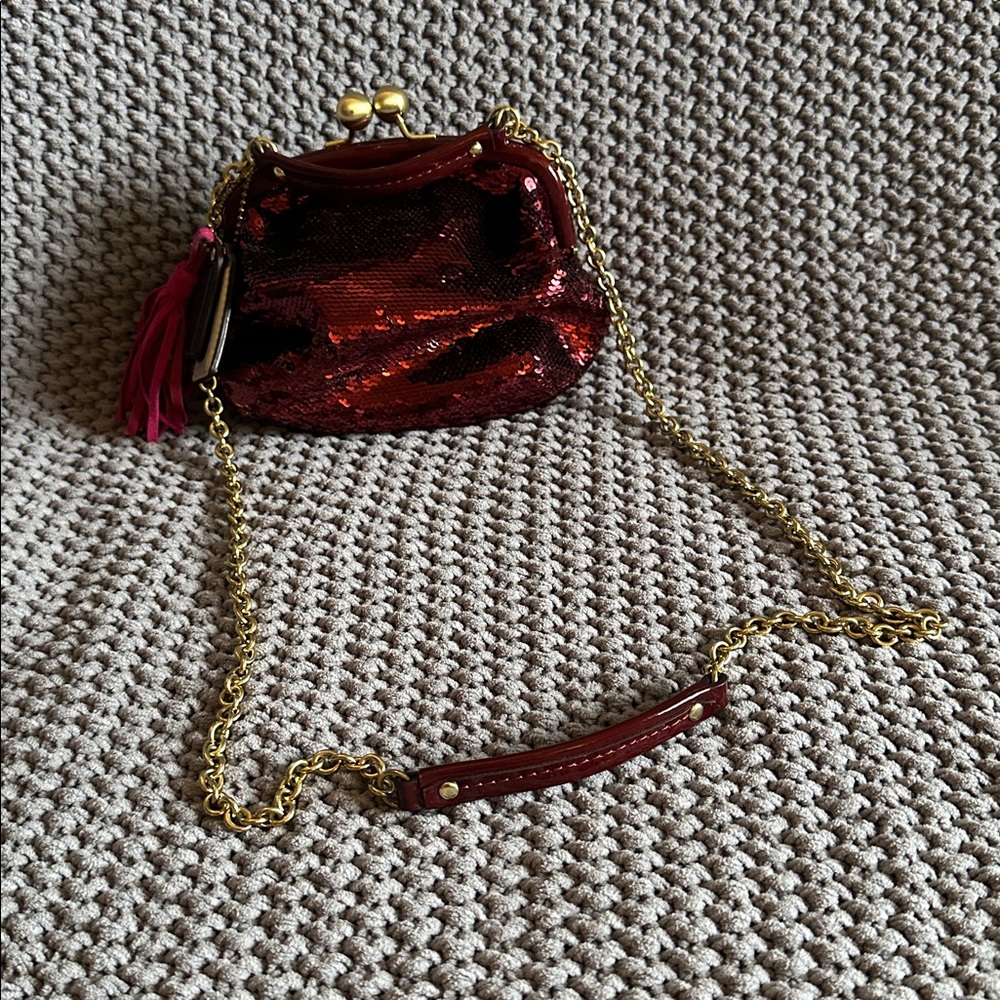 Coach Poppy Sequin Kiss Rock Chain - Picture 2 of 5